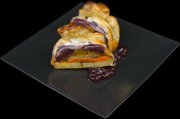 Roasted_Root_Vegetable_Wellington_With_Beets_Parsnip_Carrots_Potatoes_And_Fennel1